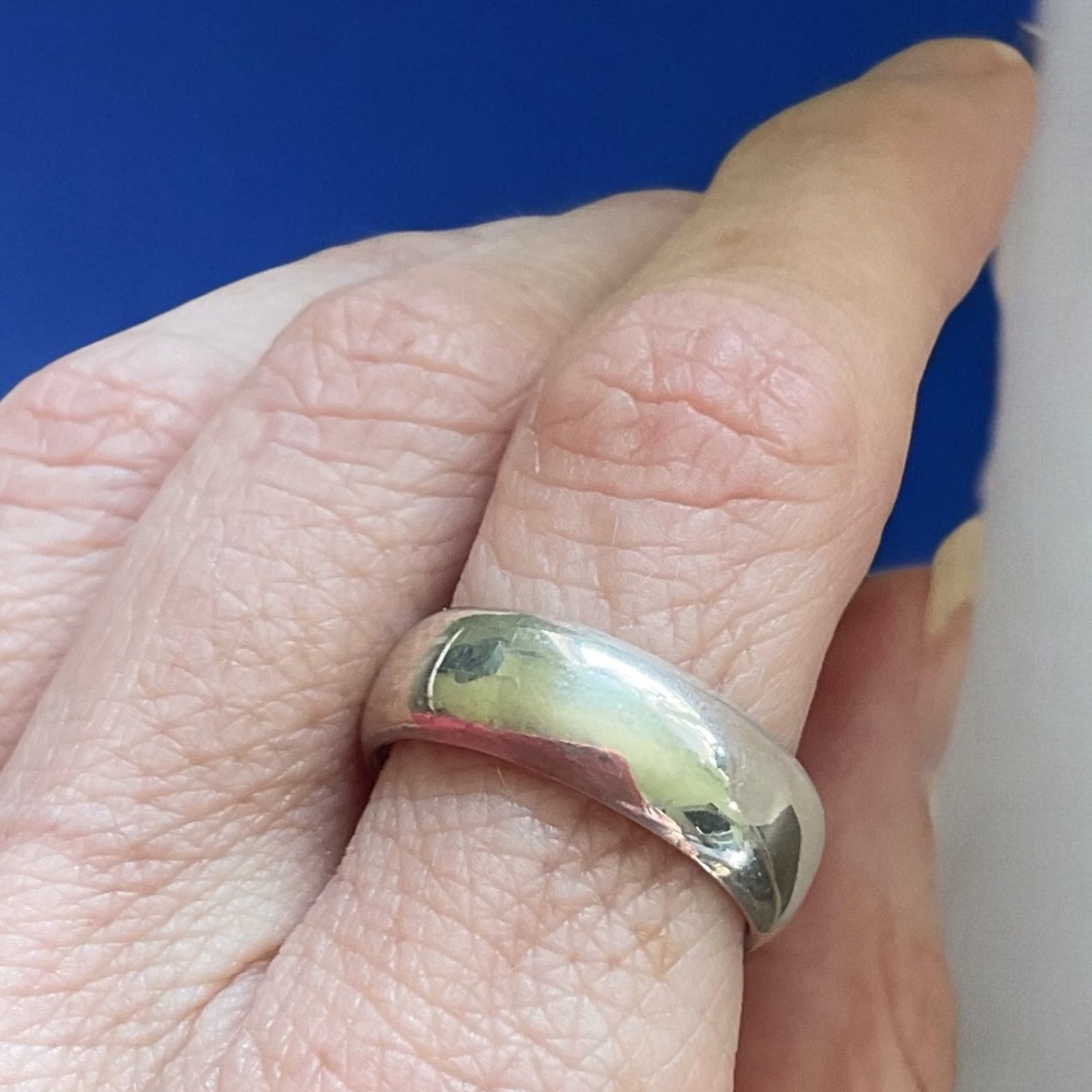 SOLID 925 STERLING BAND RING - Sz 8